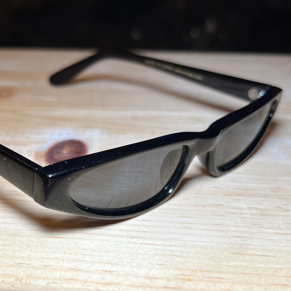 Slim Black Oval Sunglasses Dr Peepers Unisex OS‎ 90s Cyber Y2K Matrix Minimalist